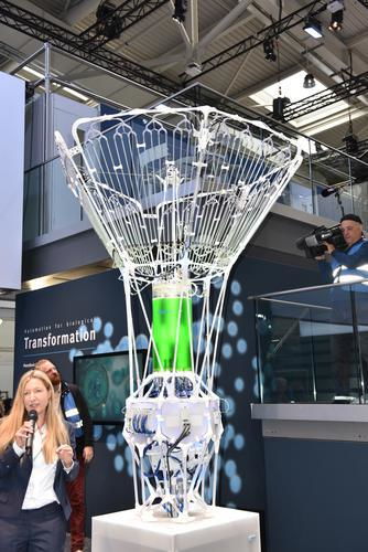 科技創(chuàng)新世界潮 以數(shù)字化和可持續(xù)發(fā)展推動(dòng)工業(yè)轉(zhuǎn)型——2022漢諾威工業(yè)博覽會(huì)巡禮